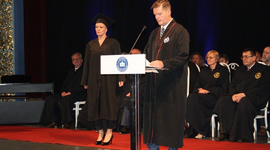 Sarajevski Univerzitet bogatiji za 71 doktora nauka