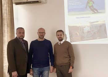 Potpisan Sporazum o saradnji između FASTO i Udruženja DEČKI U PLAVOM